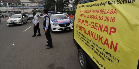 Hanya mobil media bersatelit yang tidak kena aturan ganjil genap