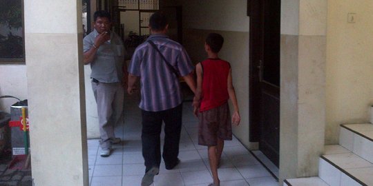 Siswa SD di Malang nekat mencuri untuk beli sepatu