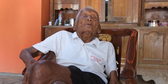 Mbah Gotho, manusia tertua di dunia asal Sragen berusia 145 tahun