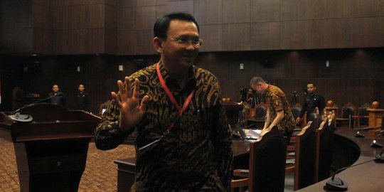 Gugat aturan cuti, Ahok kembali disidang