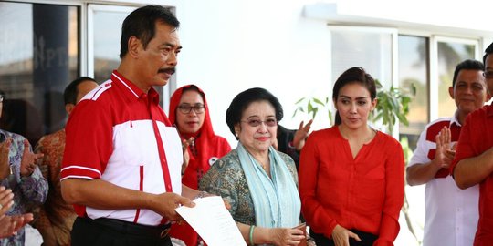 Bela Megawati, politisi PDIP sebut petugas partai label internal