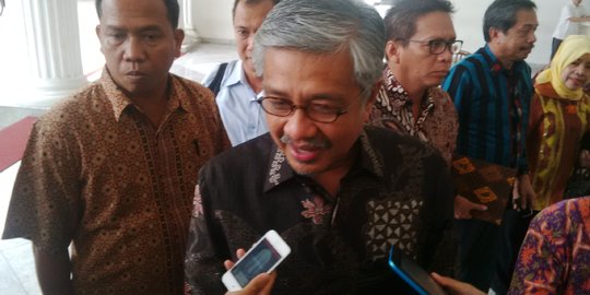 KPK periksa istri kadis ESDM Sultra terkait kasus Nur Alam