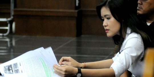 Saksi Ahli: Jessica berkepribadian labil, jika panik bisa menyerang