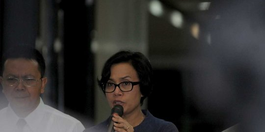 bantal saat tidur malam rev1