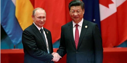 Putin persembahkan sekotak es krim untuk presiden China di KTT G20