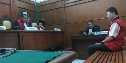 Perkosa 7 anak asrama, Pendeta Idaman menangis divonis 15 tahun bui