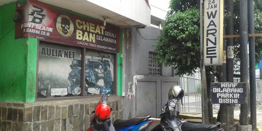 Geng motor ABG serbu Warnet, bawa senjata tajam serang pengunjung