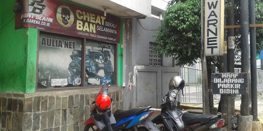 Serang warnet di Pasar Minggu, geng motor ABG bawa celurit & klewang