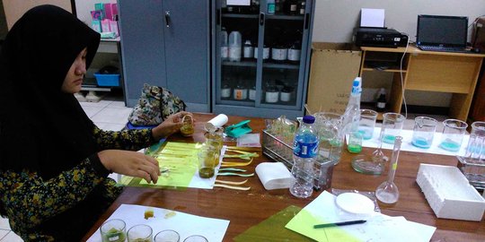 4 Mahasiswi Unsoed bikin alat identifikasi keaslian obat kuat