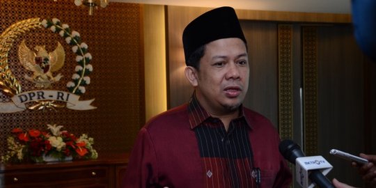 Fahri: Karena 'Papa Minta Saham' saya dipecat, kini Setnov dibela MK