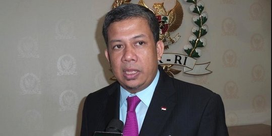 Fahri Hamzah: Kenapa Arcandra dapat yang lain tidak?