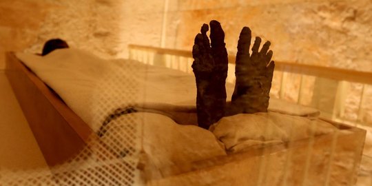 kematian sponsor penggalian makam rev3