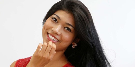 Pesona wanita keturunan India menangkan Miss Japan 2016