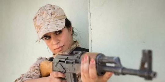 wanita kurdi paling ditakuti isis rev3