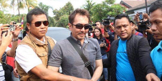 Terkait aa gatot, pemain dan sutradara \'azrax\' dipanggil polda