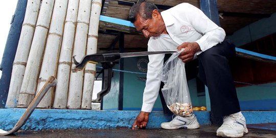 Kakek di Ekuador pecahkan rekor sebagai pengumpul puntung rokok