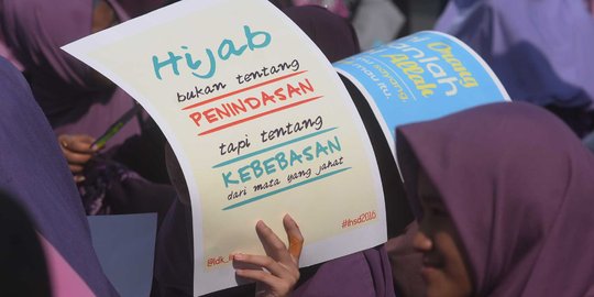 Ratusan perempuan peringati Hari Solidaritas Hijab Internasional