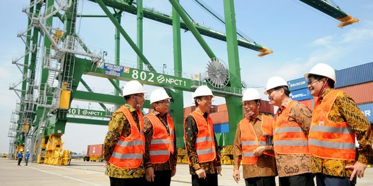 Presiden Jokowi resmikan Terminal Peti Kemas New Priok