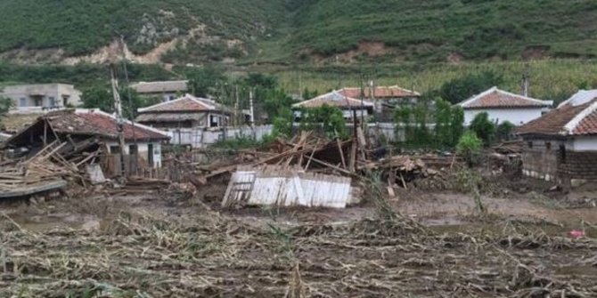 Banjir bandang landa Korea Utara, korban tewas mencapai 