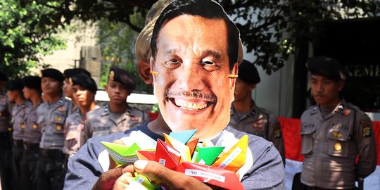 Di tangan Luhut, reklamasi pulau G berlanjut