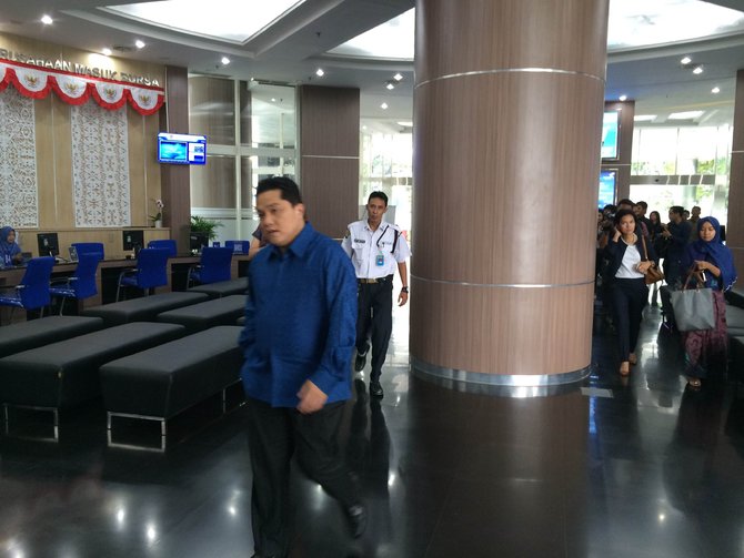 boy dan erick thohir datang ke kantor pajak