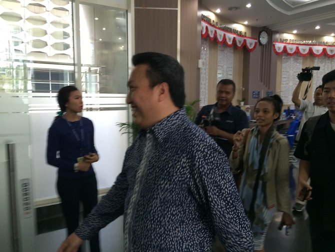 boy dan erick thohir datang ke kantor pajak