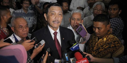 Politisi PDIP ragu Luhut perhatikan aspek hukum lanjutkan reklamasi