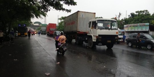 Pembangunan konstruksi jalan RI masih gunakan barang impor