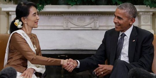 Obama janji cabut sanksi Myanmar pada Aung San Suu Kyi