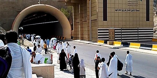 Serunya belanja kebutuhan sehari-hari di 'Toko Indonesia' Makkah