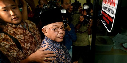 AM Fatwa datangi KPK terkait OTT Irman Gusman