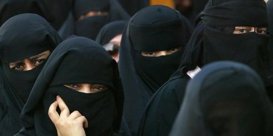 Kenakan niqab, muslimah diusir pemilik restoran di Jerman