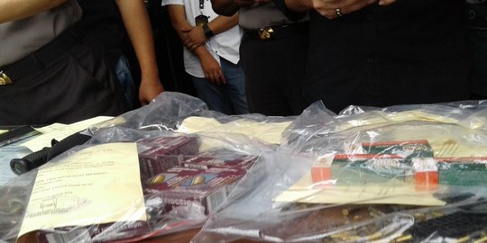 Saksi tegaskan Senpi Gatot berasal dari Ary Suta
