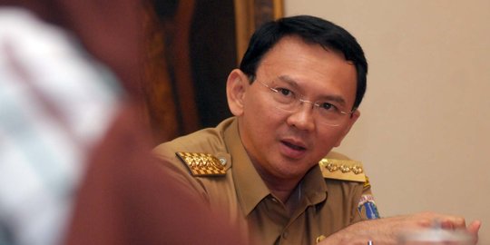 Serangan balik Ahok yang skak mat Amien Rais