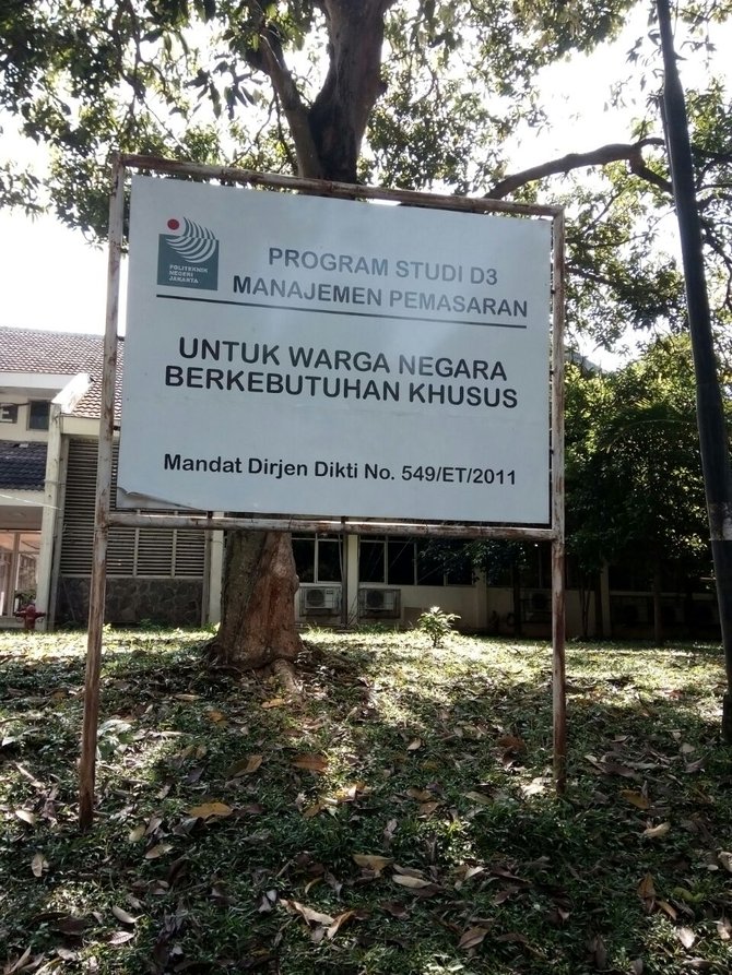kelas mahasiswa disabilitas politeknik negeri jakarta