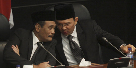 Pleno PDIP masih berlangsung, Ahok-Djarot tinggalkan rumah Mega