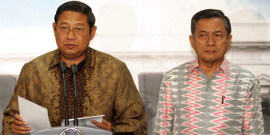 Maftuh Basyuni teteskan air mata & minta maaf saat dijenguk SBY