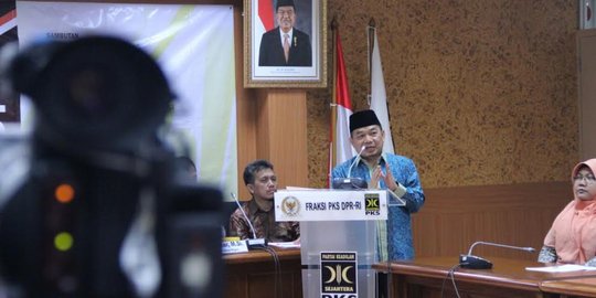 PKS: Indonesia harus berani koreksi praktik demokrasi liberal