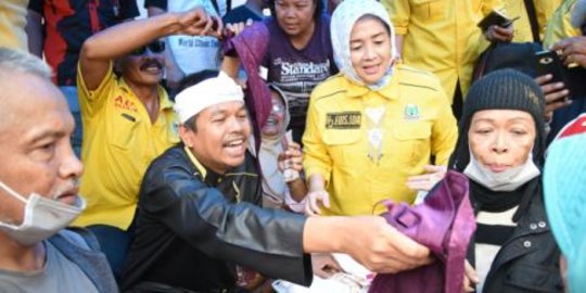 Korban banjir Garut ramai dapat bantuan mulai pakaian sampai makanan