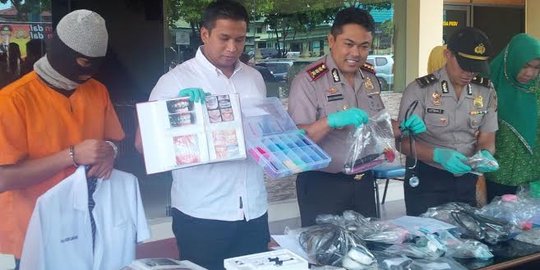 Dokter gigi gadungan di Pekanbaru belajar lewat internet 