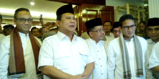 Anies-Sandi, sahabat lama yang disatukan lewat Pilgub DKI