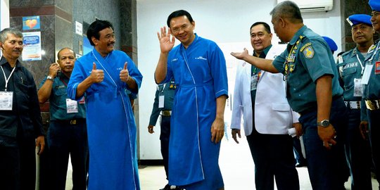 Gaya santai Ahok-Djarot jalani tes kesehatan di RS Mintohardjo