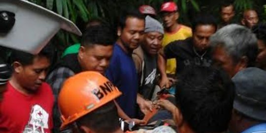 Hujan lebat, Jasri masuk jurang saat kendarai motor