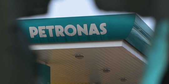 Lagi, Petronas pecat ratusan karyawan