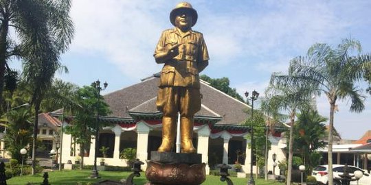 Penetapan bangunan cagar budaya Solo perlu dikaji ulang