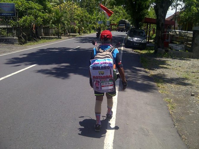 kusno hadi jalan mundur malang mataram