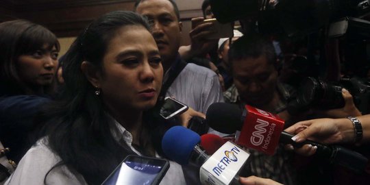 Damayanti menangis usai divonis 4,5 tahun bui