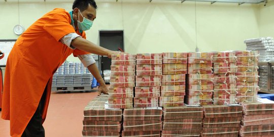 Rupiah ditutup menguat nyaris sentuh level Rp 13.000 per USD