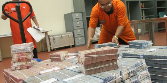 Rupiah perkasa menuju level Rp 12.000-an per USD