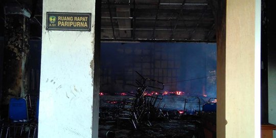 Kapolda Sulsel: Pelaku pembakaran Gedung DPRD Gowa anak-anak